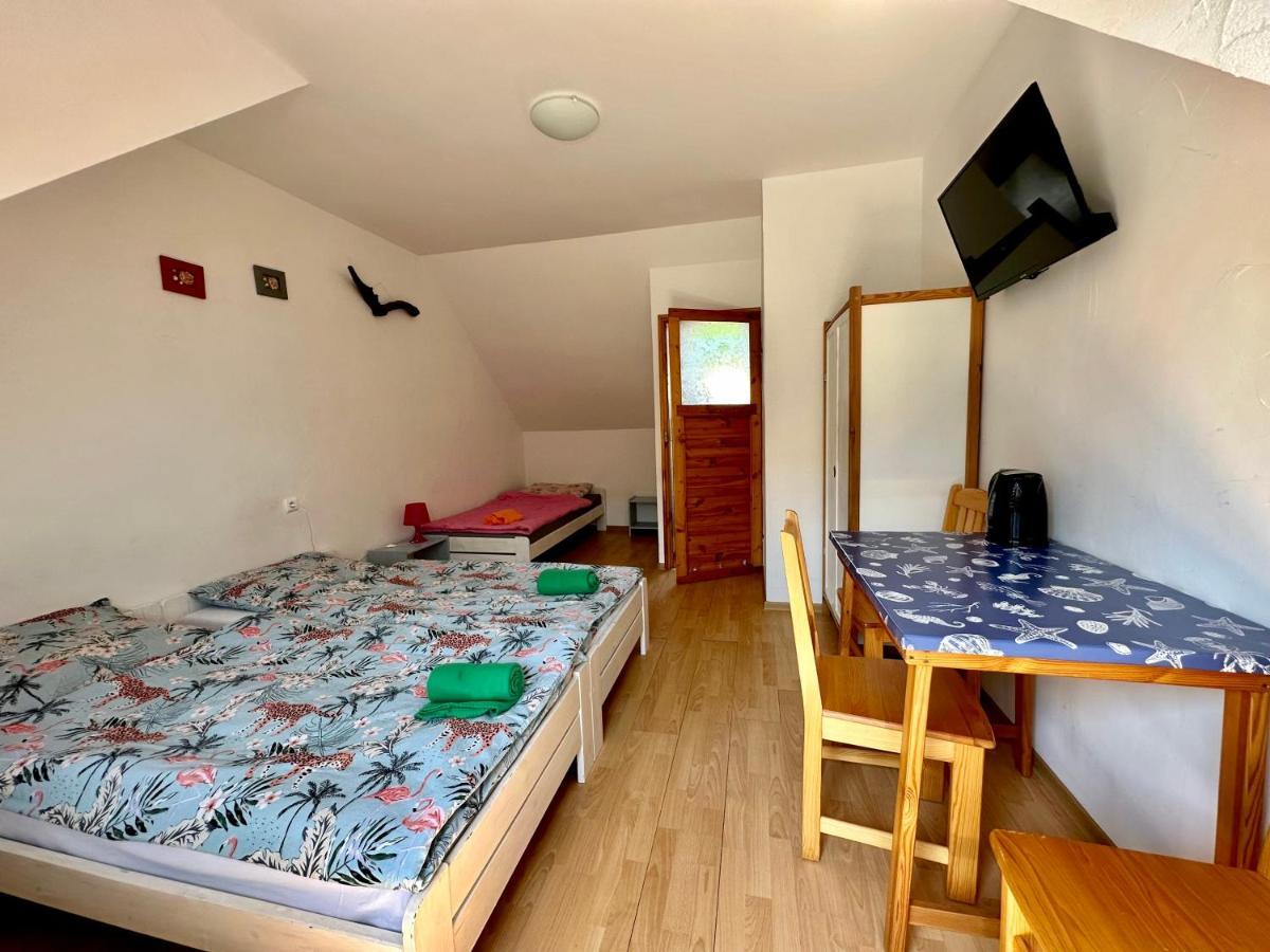 Leniwy Kot Hotell Stegna  Eksteriør bilde
